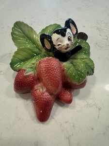 Rare Vintage Japan Enesco Mouse & Strawberry Ceramic Wall Pocket *see Pictures - Picture 1 of 13