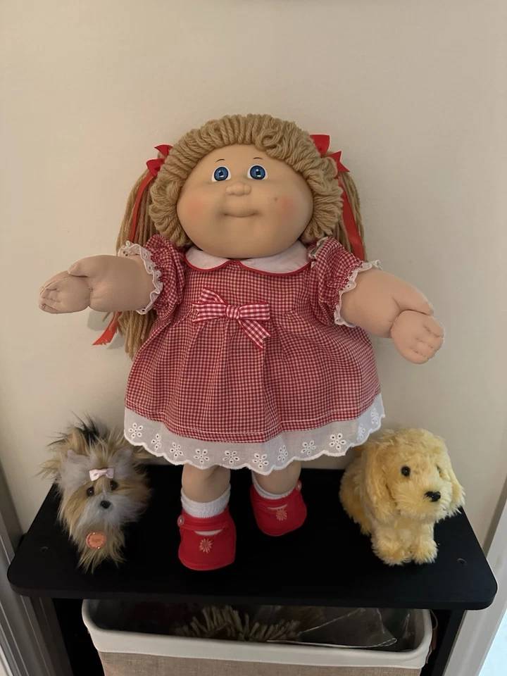 CABBAGE 贴片:复古 16 英寸蓝色眼睛金发和淡色带复古服装:已更新 — 第 1/4 张图片