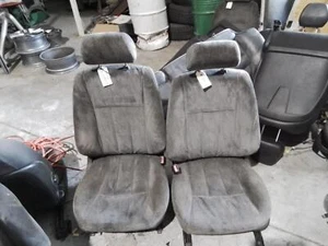 HOLDEN STATESMAN/CAPRICE PAIR FRONT SEATS, WK-WL, CLOTH, GREY, 05/03-08/06 03 - Picture 1 of 5