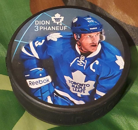 DION PHANEUF #3 TORONTO MAPLE LEAFS NHLPA NHL PUCK INGLASCO + SHER-WOOD Made🇸🇰 Cover