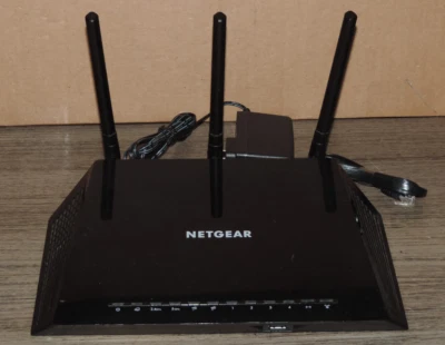 Netgear R6400 - AC1750 Smart Wi-Fi Router Daul Band 4 puertos LAN Foto 1 de 3