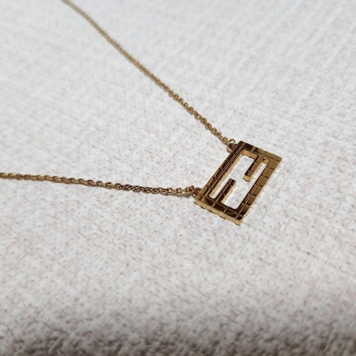 Collana secchiello logo FENDI FF metallo oro accessori moda donna