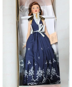 Madame Alexander, Newport - Bild 1 von 3