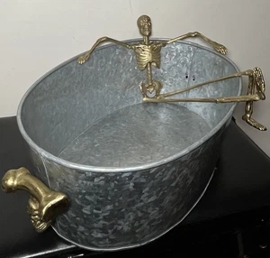 "Cubo de caramelos enfriador de vino helado esqueleto grande 20"" Halloween espeluznante con asas de calavera" - Imagen 1 de 10