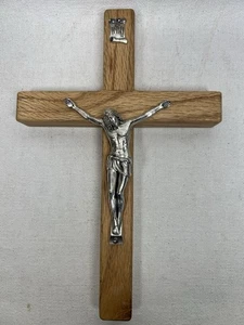 Crucifijo vintage de madera maciza con Cristo de metal - Excelente estado - Imagen 1 de 7