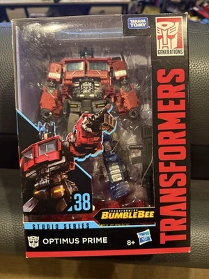Transformers Studio Series 38 Optimus Prime Bumblebee The Movie - Image 1 of 2