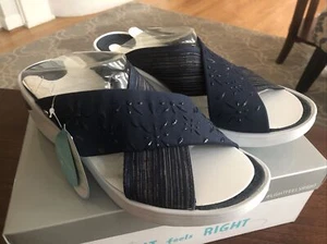 Bzees Diamond Lightweight Comfort Wedge Slide Sandals Navy Blue Women’s Size 11 - Picture 1 of 6