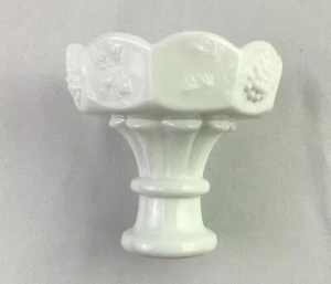 Westmoreland Candlestick Holder Raised Grapevine Milk Glass Dual 0122 - Picture 1 of 9