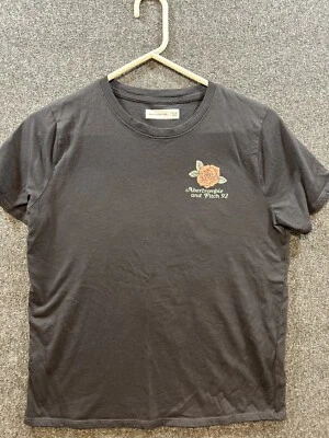 Abercrombie Kids VINTAGE T-shirt Size 13/14 FAST SHIPPING - Image 1 of 4
