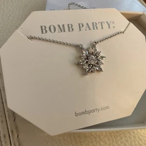NEW BOMB PARTY Starburst Of Sparkle DIAMOND CZ 18”Necklace RBP2486 RHODIUM BOXED - Picture 1 of 6