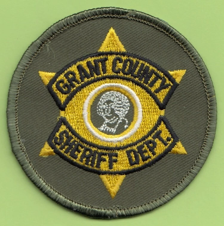 P26 PUBLIC SAFETY GRANT COUNTY WA SHERIFF STATE TROOPER HIGHWAY POLICE PATCH - Image 1 of 1