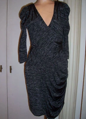 Nuevo con etiquetas Vestido Cynthia Steffe Negro Gris Imitación Envoltura Tejido Lateral Fruncido Talla Pequeña $295 Foto 1 de 4