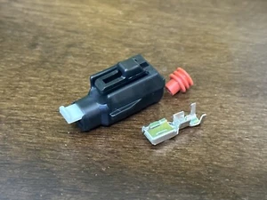 For TOYOTA LEXUS STARTER MOTOR SOLENOID WIRE PLUG CONNECTOR HOUSING PIN KIT - Picture 1 of 3