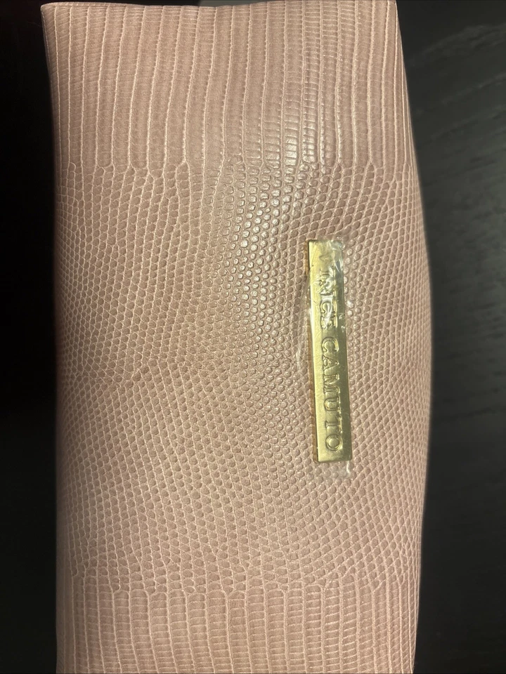 Bolsa de maquillaje Vince Camuto It On the Go estuche de cosméticos Foto 1 de 4