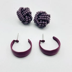 Lila Ohrringe Set 2 Paar Perlen Ohrstecker und Halbcreolen Pflaume Mauve - Bild 1 von 7