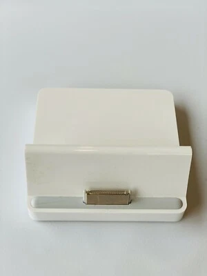 Apple A1352 Docking Station Model A1352 - Image 1 of 4