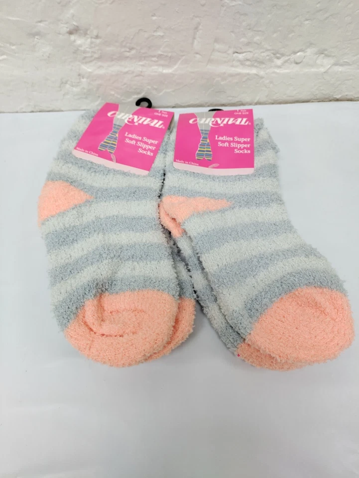 2 calcetines deportivos súper suaves Carnival para dama talla única Foto 1 de 1