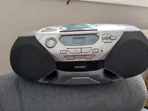 Philips AZ1040/17 Boombox Digital Tuner CD Player Cassette Radio tested Vintage - Picture 1 of 3