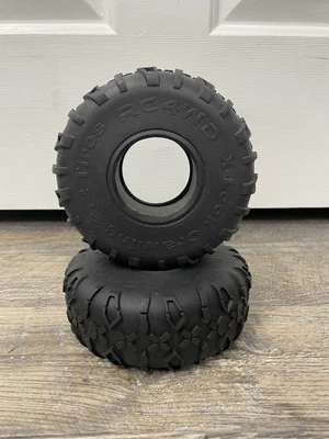 RC4WD 2.2  X-Lock Crawling Tires With Insert Set Of 2 - Image 1 of 4