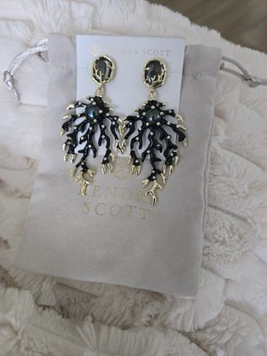 Золотые серьги Kendra Scott-Shea смесь черного цвета - Изображение 1 из 4