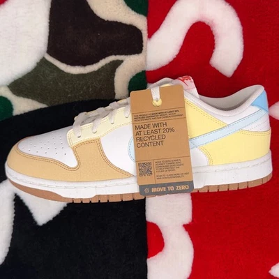 Talla 11.5W - Nike Dunk Low Next Nature Amarillo Suave Alabastro (Mujer) Foto 1 de 4