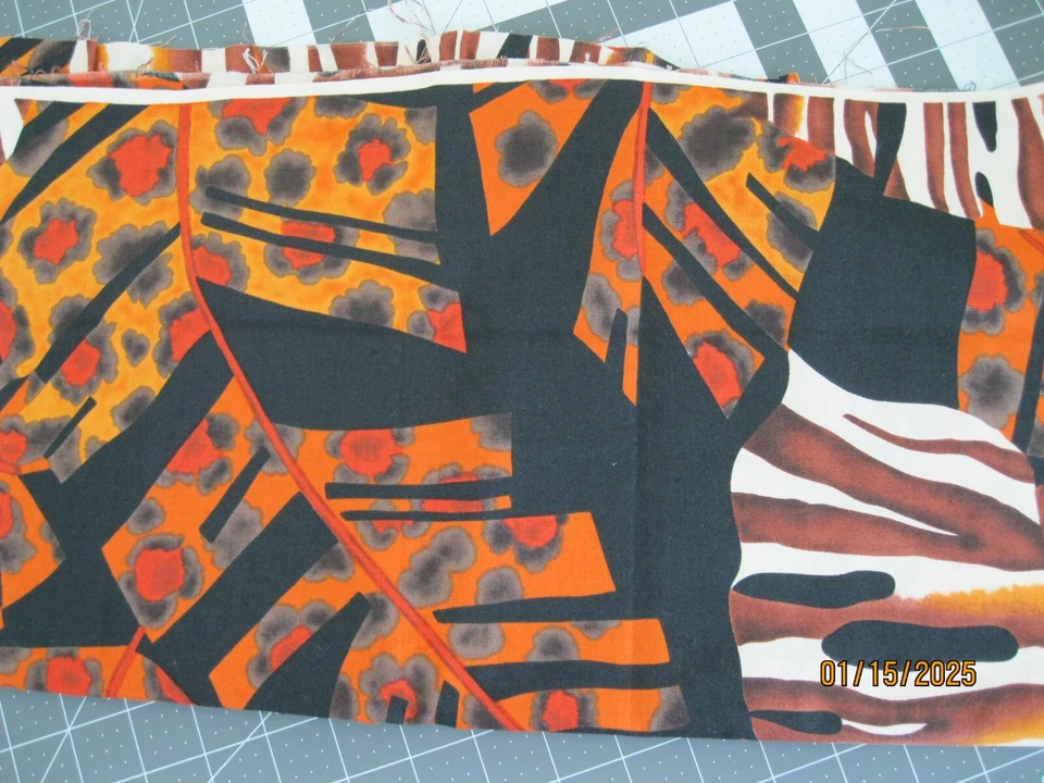 Animal skin print - 2 pieces - Image 1 of 1