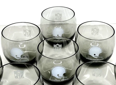 1970's NFL Cleveland Browns 8 oz Roly Poly Smokey Glass Tumbler Set of 4 - AS IS Cover