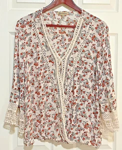 Camicetta Democrazia Tg Large Multicolore Floreale Uncinetto Pizzo Scollo V Manica a Campana - Foto 1 di 13