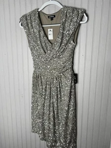 Vestido Express Para Mujer XS Plateado Lentejuelas Acanalado Cóctel Fiesta Nuevo Con Etiquetas Nuevo Con Etiquetas - Imagen 1 de 15
