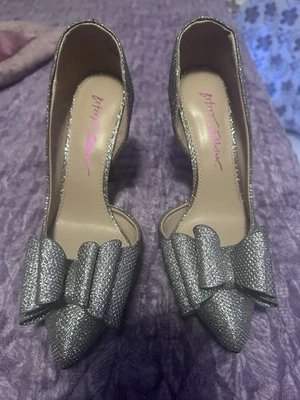 Betset Johnson 女式鞋 6.5 码黑色漆皮 — 第 1/2 张图片