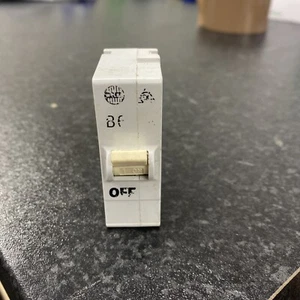 Wylex Plug In Mcb ,6 Amp ,b Type.without Base - Picture 1 of 3