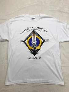 Kennedy Space Center T Shirt Large Atlantis Space Shuttle Graphic White #3031 - Picture 1 of 11