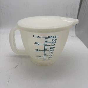 Vintage Tupperware 4 Cup 1 Liter Measuring Pitcher Red / Blue 1288-6 w/ Lid - Picture 1 of 8