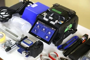 SUMITOMO T-57 SM MM FIBER FUSION SPLICER, CLEAVER SUMITOMO FC-6+ - Bild 1 von 12