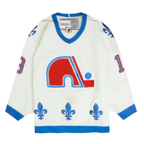 Vintage Quebec Nordiques Joe Sakic CCM Hockey Jersey Size Medium 90s NHL Cover
