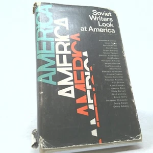 Soviet Writers Look at America | First Edition | - Picture 1 of 4