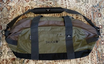 Eagle Creek No Matter What Medium Duffel Bag TAUCK Travel Strap Army Green Folds - Image 1 of 4