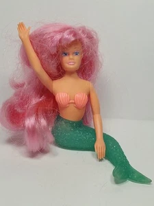 MUÑECA PRINCESA SIRENA DE GOMA TOYS N THINGS TNT VINTAGE 1990-1991 PELO ROSA b5 - Imagen 1 de 2