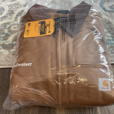 Chaqueta Carhartt Para Hombre Calce Relajado Pato Forrada Detroit GJ3828 XL*Budweiser Foto 1 de 4
