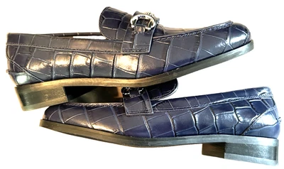 Mocasines Stuart Weitzman Owen Hebilla Cocodrilo Repujado Azul Oscuro Talla 4.5 Foto 1 de 4