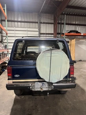 1987 Ford Bronco II XLT Rear Tailgate Hatch OEM USED SOLD AS IS BLUE Foto 1 de 4