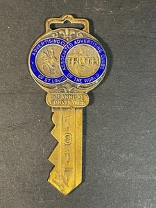 1917 Associated advertising Clubs International Watch Fob 13th Convention - Picture 1 of 8