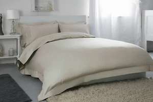 Belledorm 400 Thread Count Egyptian Cotton Single Ply Bed Linen in Oyster - Picture 1 of 4