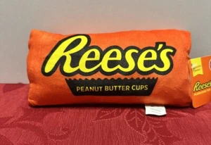 Reese's Peanut Butter Cups - Plush Dog Toy - Crinkle Filling & Squeaker New - Picture 1 of 2
