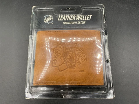 Chicago Blackhawks NHL Hockey Embossed Team Logo Brown Leather Billfold Wallet Cover