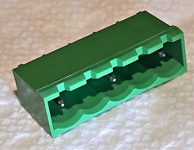 TE Connectivity Pluggable Terminal Strip 282826-3 Wide Spaced 3-Pin Header - Image 1 of 4