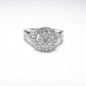 HONY Estate 10K White Gold 53 Round Brilliant Cut Diamond Cluster Ring 0.80 Cts - Picture 1 of 5