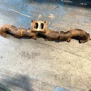 DETROIT SERIES 60 EXHAUST MANIFOLD 23511978 , 23511221 - Picture 1 of 6