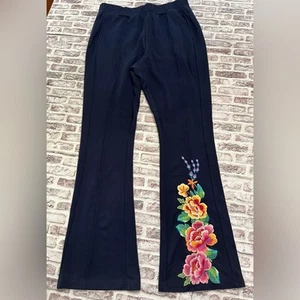Pantalones Johnny Was Bordados Floral Elastizados Acampanados Azul Marino Bolsillos M - Imagen 1 de 8