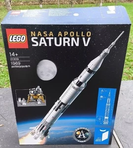 LEGO NASA Apollo Saturn V 21309 mit Original Anleitung Und OVP - Bild 1 von 9